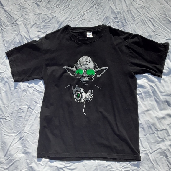 Other - Yoda t-shirt